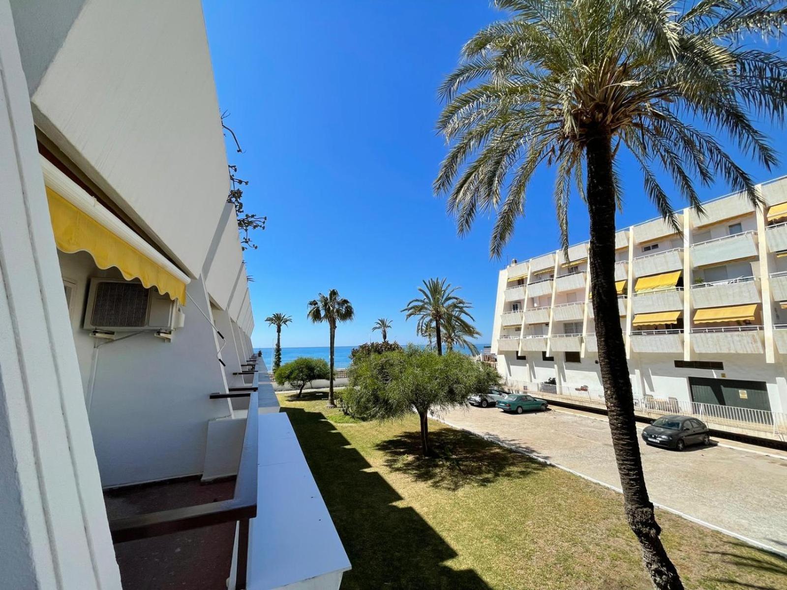 Terrasol Piramides 1 Dormitorio Caleta De Velez Szoba fotó